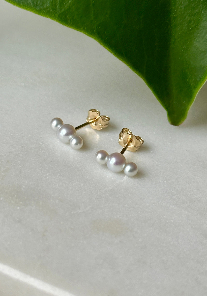 Surge 3 pearl studs